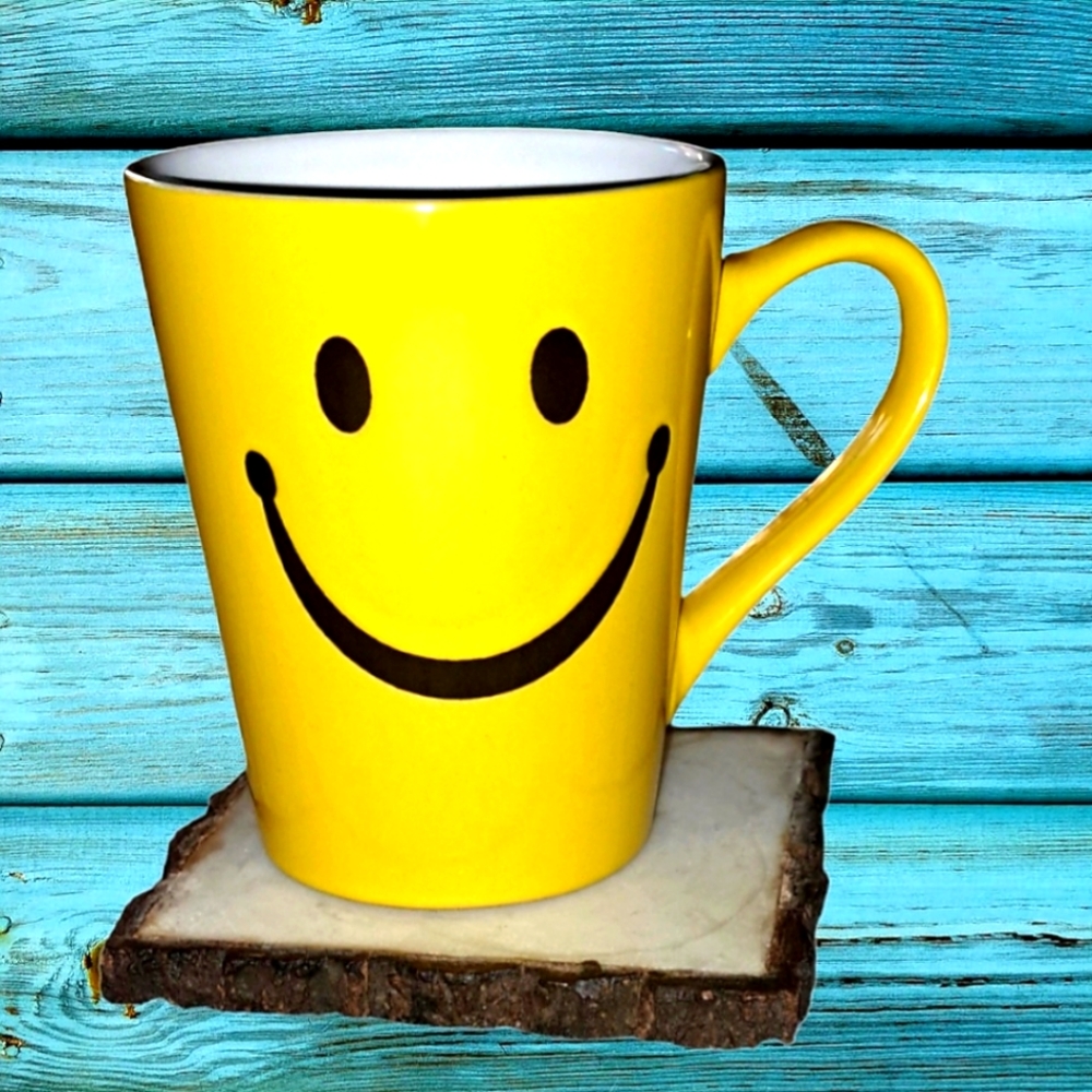 Burton + Burton 00s Smiley Face Coffee Mug
